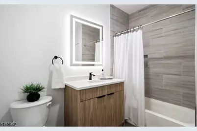 310 W Jersey St #503, Elizabeth, NJ 07202 - Photo 5