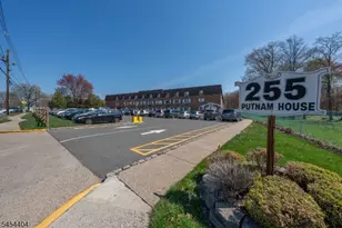 255 Tucker Ave, Union Township, NJ 07083 - Photo 17