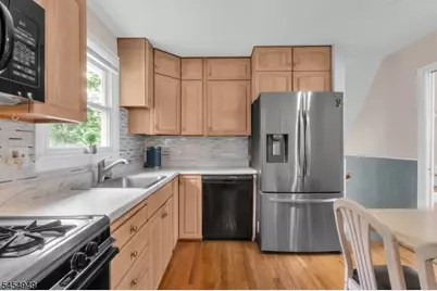 12 Brook Pl, West Orange Township, NJ 07052 - Photo 15