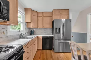 12 Brook Pl, West Orange Township, NJ 07052 - Photo 15