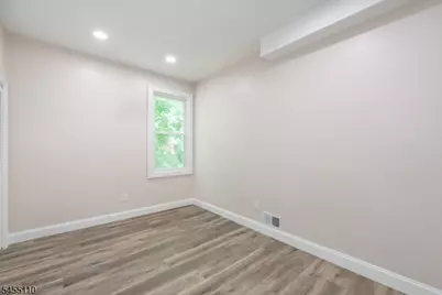181 S 11th St, Newark, NJ 07107 - Photo 9