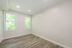 181 S 11th St, Newark, NJ 07107 - Photo 17