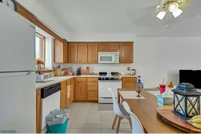 214 Van Buren St, Lyndhurst Township, NJ 07071 - Photo 37