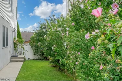 214 Van Buren St, Lyndhurst Township, NJ 07071 - Photo 33