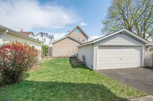 86 Tappan Ave, Belleville, NJ 07109 - Photo 3