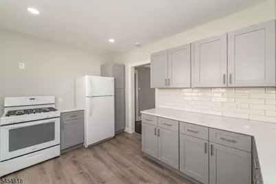 86 Tappan Ave, Belleville, NJ 07109 - Photo 5