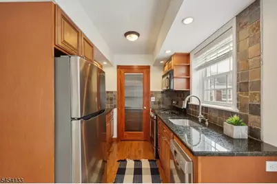 161 Ridge Road #B, Cedar Grove, NJ 07009 - Photo 7