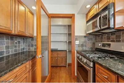 161 Ridge Road #B, Cedar Grove, NJ 07009 - Photo 11