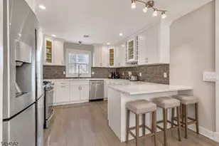 46 Cortland St, Roseland, NJ 07068 - Photo 7