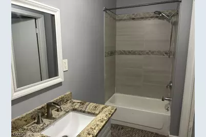 172 Burkley Pl, Union Township, NJ 07088 - Photo 17