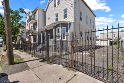 71 Schley St #2, Newark, NJ 07112 - Photo 3