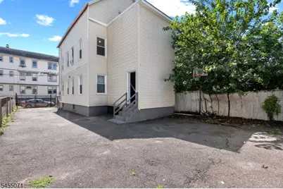 71 Schley St #2, Newark, NJ 07112 - Photo 25