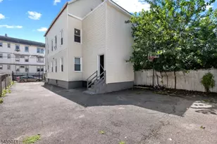 71 Schley St, Newark, NJ 07112 - Photo 25