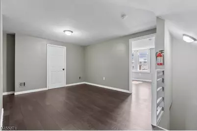 71 Schley St #2, Newark, NJ 07112 - Photo 19