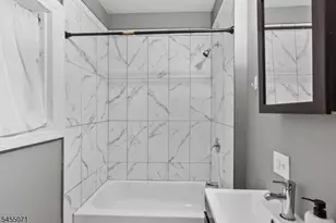 71 Schley St, Newark, NJ 07112 - Photo 11