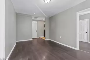 71 Schley St, Newark, NJ 07112 - Photo 13