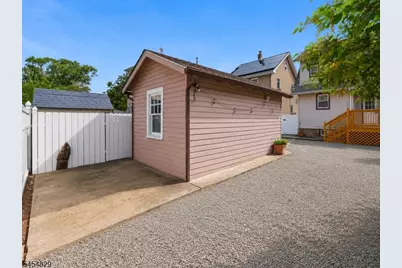 22 Prospect St, Bloomfield, NJ 07003 - Photo 39