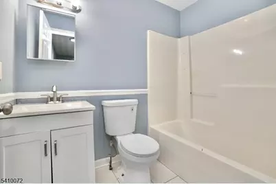 51 Demarest St, Newark, NJ 07112 - Photo 9