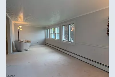 7 Cottage Ave, Roxbury Township, NJ 07850 - Photo 17