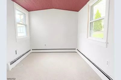 7 Cottage Ave, Roxbury Township, NJ 07850 - Photo 19