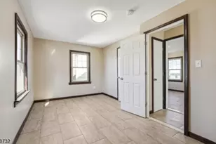 1252 Magnolia Pl, Union Township, NJ 07083 - Photo 9