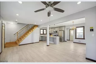 1252 Magnolia Pl, Union Township, NJ 07083 - Photo 5
