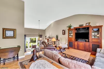 50 Meadowbrook Rd, Randolph Township, NJ 07869 - Photo 15