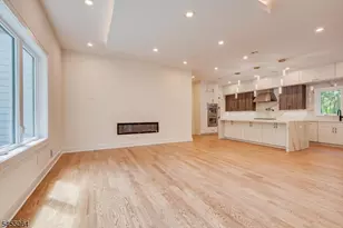 67 Falcon Rd, Livingston, NJ 07039 - Photo 7