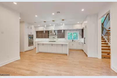 67 Falcon Rd, Livingston, NJ 07039 - Photo 11