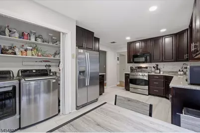 7 Conerly Rd, Franklin Township, NJ 08873 - Photo 13