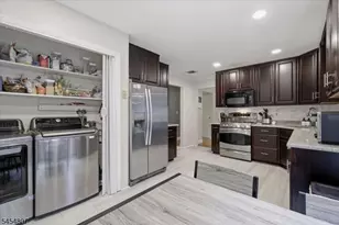 7 Conerly Rd, Franklin Township, NJ 08873 - Photo 13