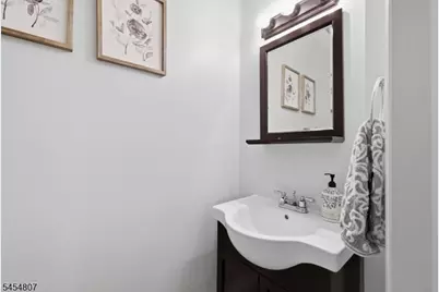 7 Conerly Rd, Franklin Township, NJ 08873 - Photo 5