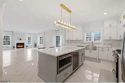 458 Lehigh Ave, Union Township, NJ 07083 - Photo 9