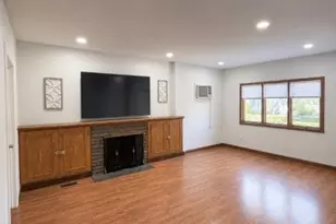344 Valley Brook Ave, Lyndhurst Township, NJ 07071 - Photo 7