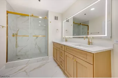6315 City Pl #315, Edgewater, NJ 07020 - Photo 11