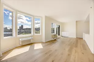 6315 City Pl, Edgewater, NJ 07020 - Photo 7