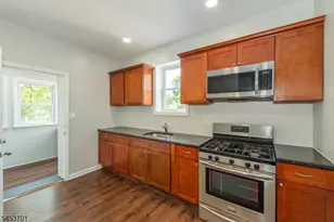 28 Mission St, Montclair, NJ 07042 - Photo 13