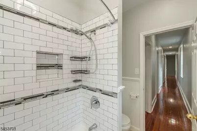 28 Mission St #2, Montclair, NJ 07042 - Photo 19