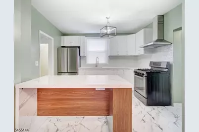 165 Randolph St, Carteret, NJ 07008 - Photo 9