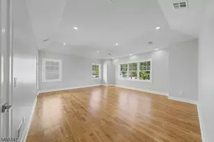 310 Halsey Rd, Parsippany, NJ 07054 - Photo 17