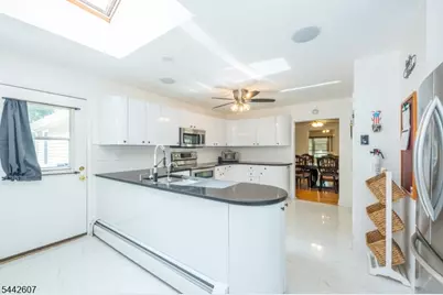 335 Elmira Trl, Hopatcong, NJ 07843 - Photo 13