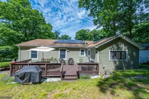 335 Elmira Trail, Hopatcong, NJ 07843 - Photo 27