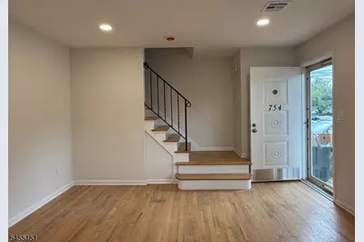 754 Walnut St #754, Dunellen, NJ 08812 - Photo 5