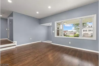 48 Farmingdale Rd, Woodbridge Township, NJ 08863 - Photo 5