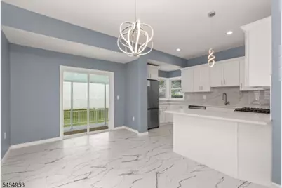48 Farmingdale Rd, Woodbridge Township, NJ 08863 - Photo 7