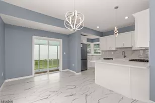 48 Farmingdale Rd, Woodbridge Township, NJ 08863 - Photo 7