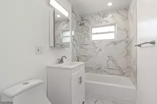 48 Farmingdale Rd, Woodbridge Township, NJ 08863 - Photo 15