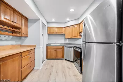 150 Jamestown Rd, Bernards Township, NJ 07920 - Photo 9