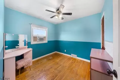 26 Edward Ct, Clifton, NJ 07011 - Photo 11