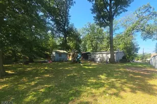 30 Caswell Ave, Woodbridge Township, NJ 08863 - Photo 7